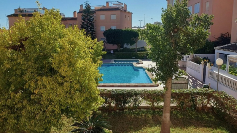 Lägenhet / Bungalow  - Resale - Torrevieja  - Torreblanca