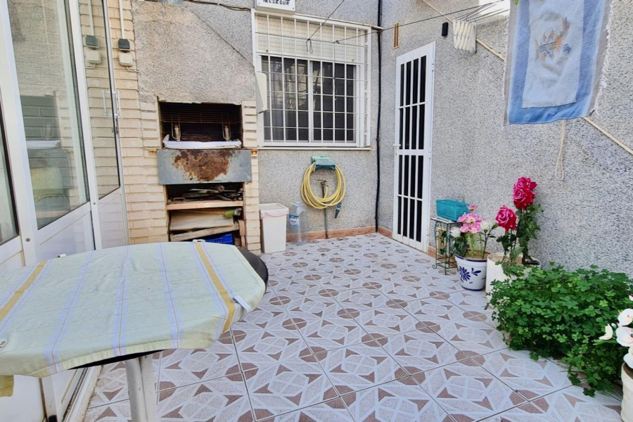 Resale - Townhouse / Duplex - Torrevieja  - Aguas Nuevas