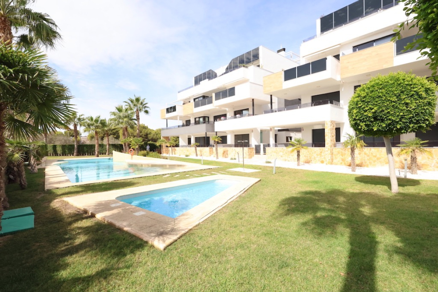 Resale - Apartment/Bungalow - Orihuela Costa - Los Almendros