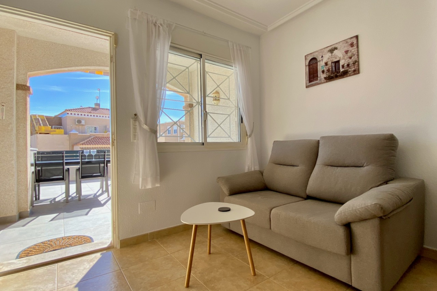 Resale - Apartment/Bungalow - Torrevieja  - Aguas Nuevas