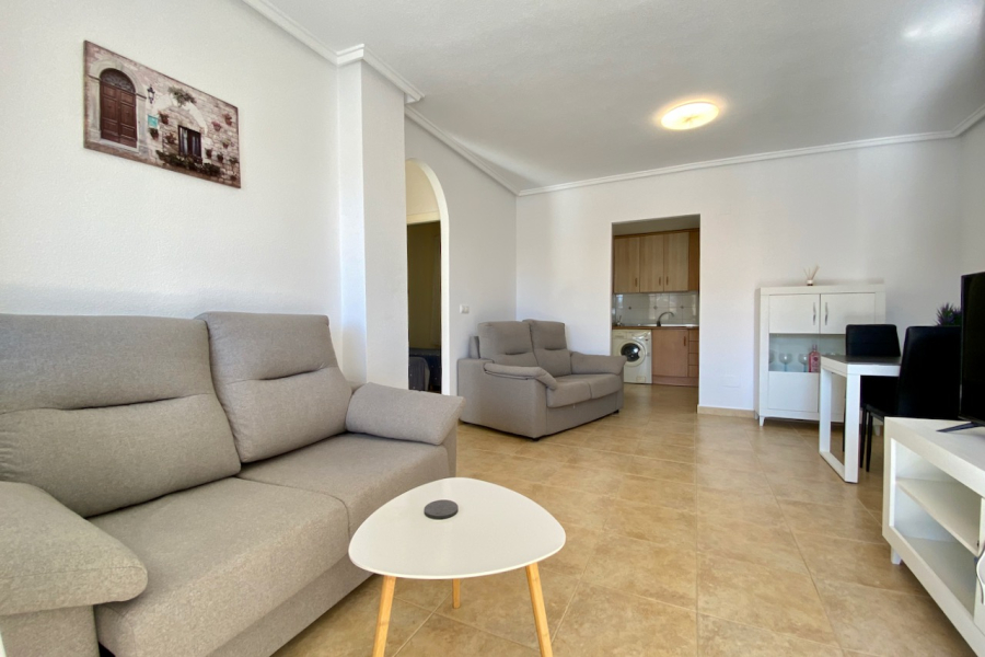 Resale - Apartment/Bungalow - Torrevieja  - Aguas Nuevas