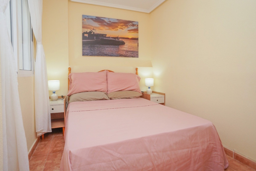 Resale - Apartment/Bungalow - Torrevieja  - Center