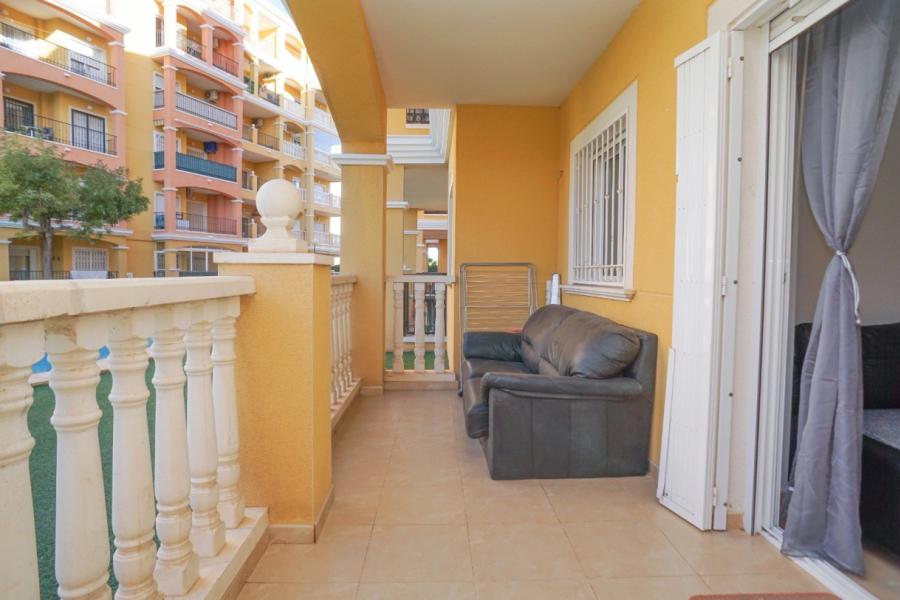 Resale - Apartment/Bungalow - Torrevieja  - Torre del Moro