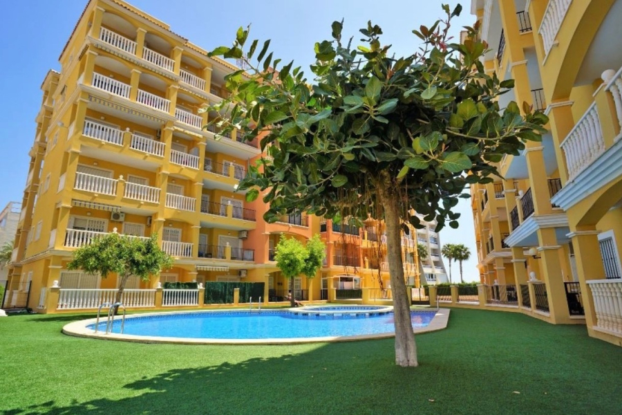 Resale - Apartment/Bungalow - Torrevieja  - Torre del Moro