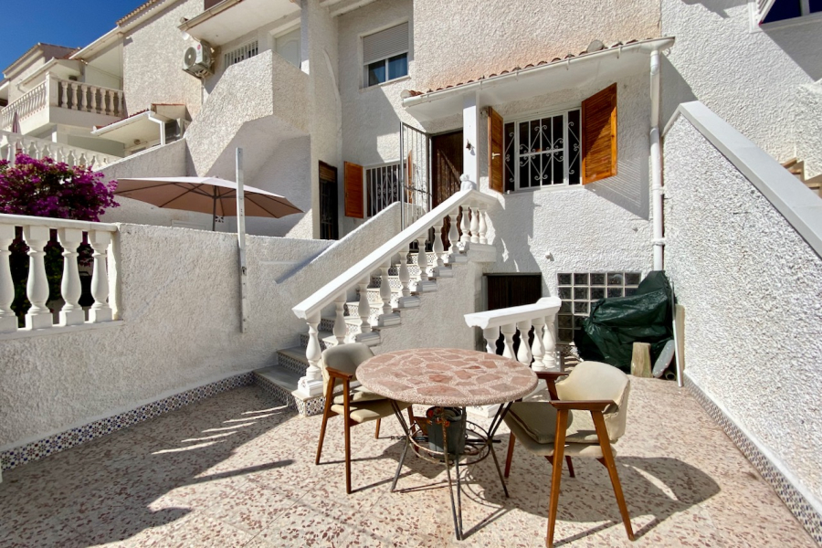 Resale - Lägenhet / Bungalow  - Torrevieja  - Cabo Cervera