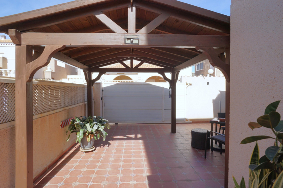 Resale - Townhouse / Duplex - Torrevieja  - Aguas Nuevas