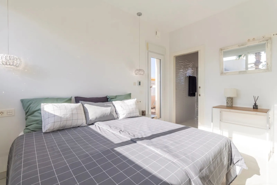 Resale - Villa / Semi detached - Torrevieja  - Torre del Moro
