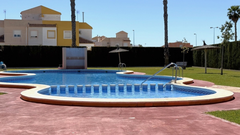 Lägenhet / Bungalow  - Resale - Torrevieja  - La Torreta