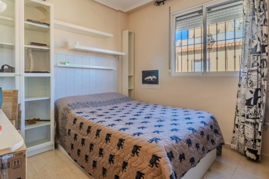 Resale - Townhouse / Duplex - Ciudad Quesada