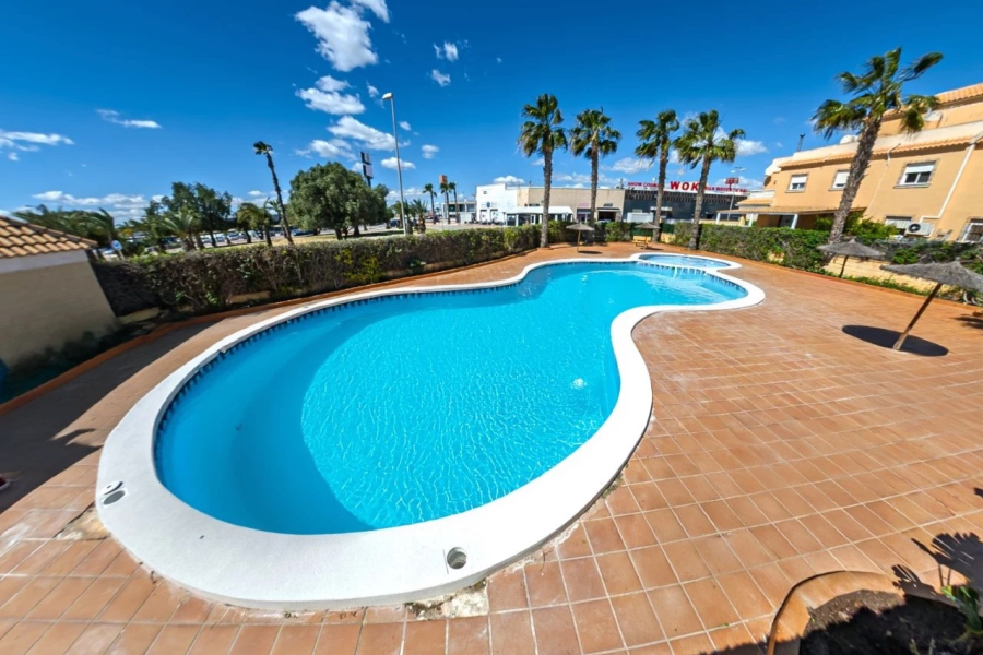 Resale - Townhouse / Duplex - Ciudad Quesada