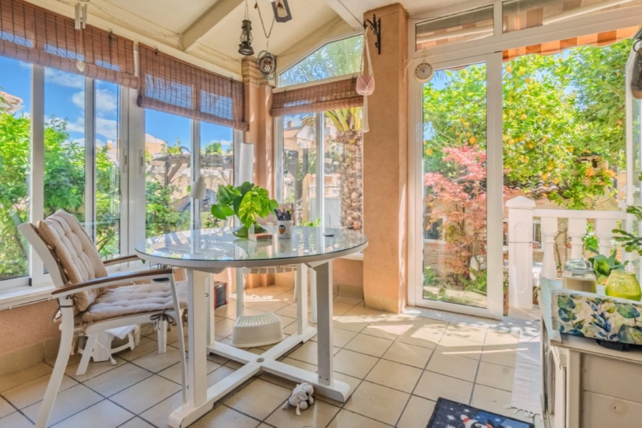 Resale - Townhouse / Duplex - Ciudad Quesada