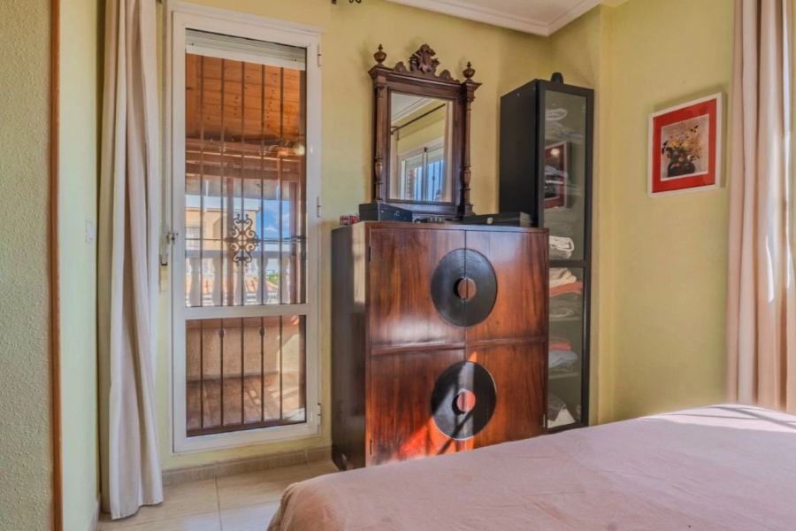 Resale - Townhouse / Duplex - Ciudad Quesada