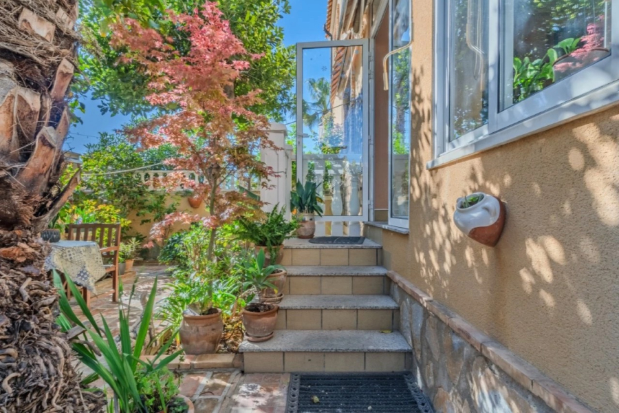 Resale - Townhouse / Duplex - Ciudad Quesada