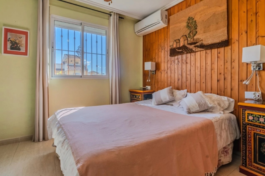 Resale - Townhouse / Duplex - Ciudad Quesada
