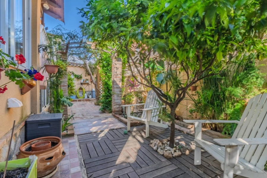 Resale - Townhouse / Duplex - Ciudad Quesada
