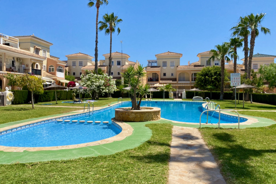 Resale - Townhouse / Duplex - Orihuela Costa - Playa Flamenca