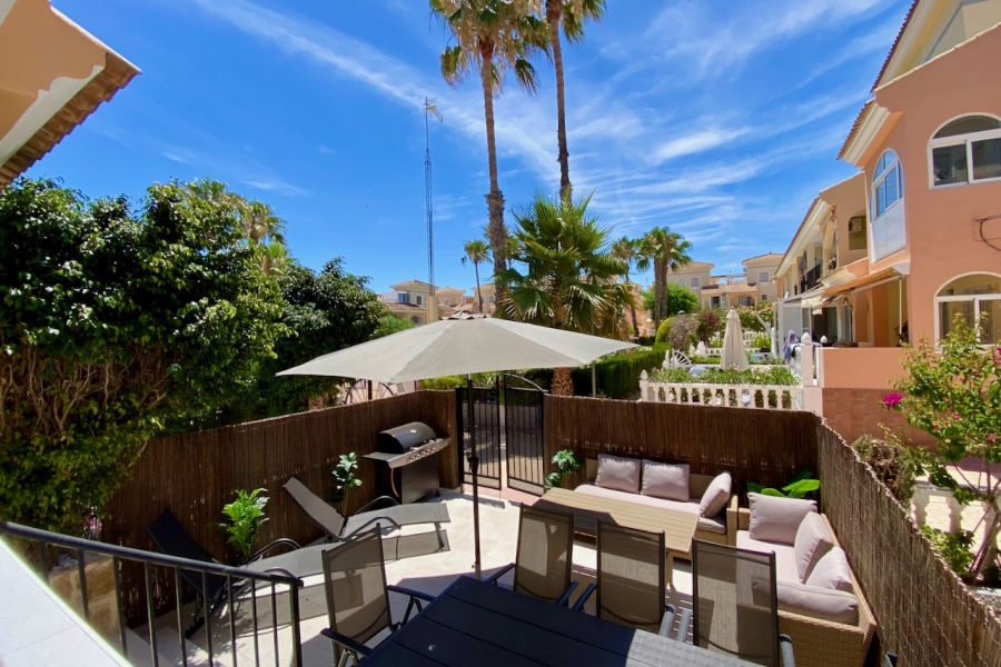Resale - Townhouse / Duplex - Orihuela Costa - Playa Flamenca