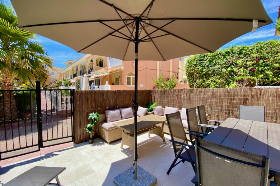 Resale - Townhouse / Duplex - Orihuela Costa - Playa Flamenca