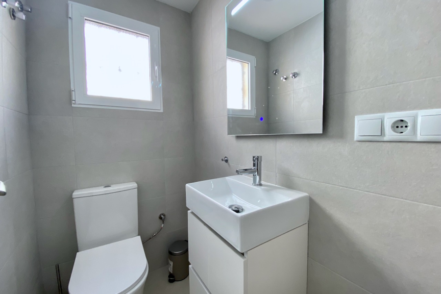 Resale - Townhouse / Duplex - Orihuela Costa - Playa Flamenca