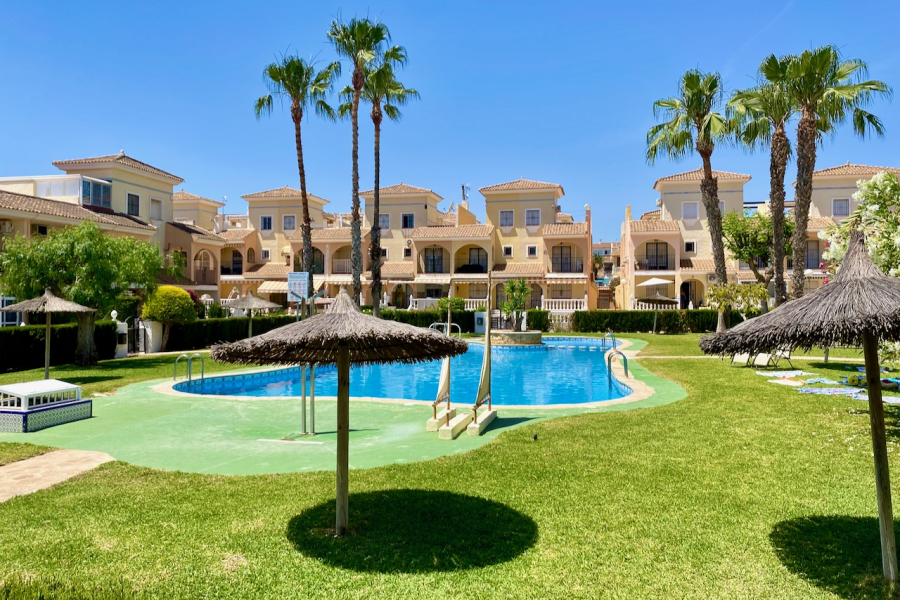 Resale - Townhouse / Duplex - Orihuela Costa - Playa Flamenca