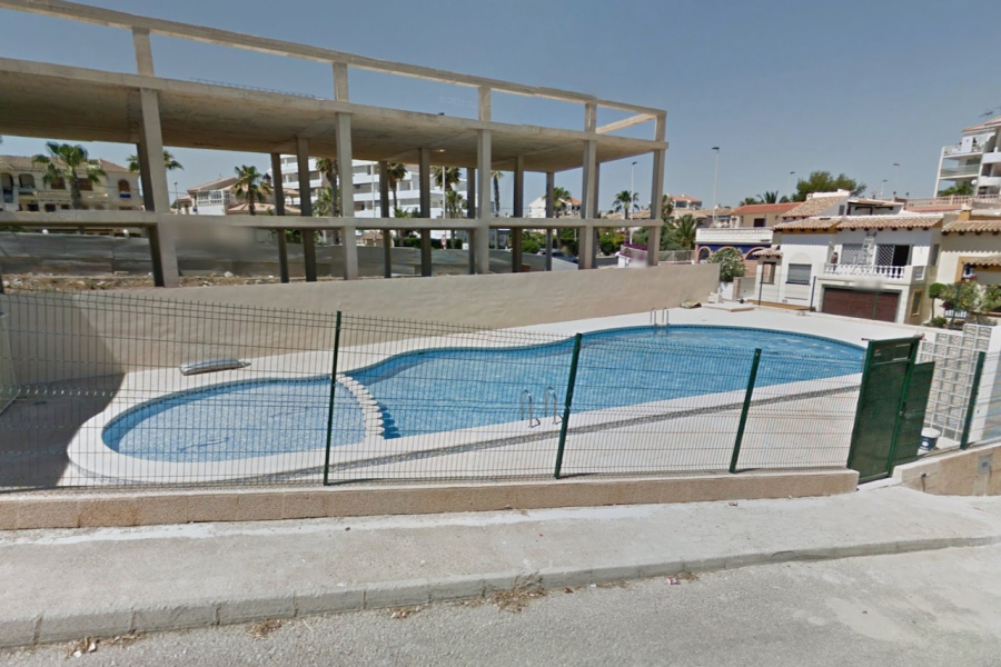 Resale - Apartment/Bungalow - Torrevieja  - La Mata
