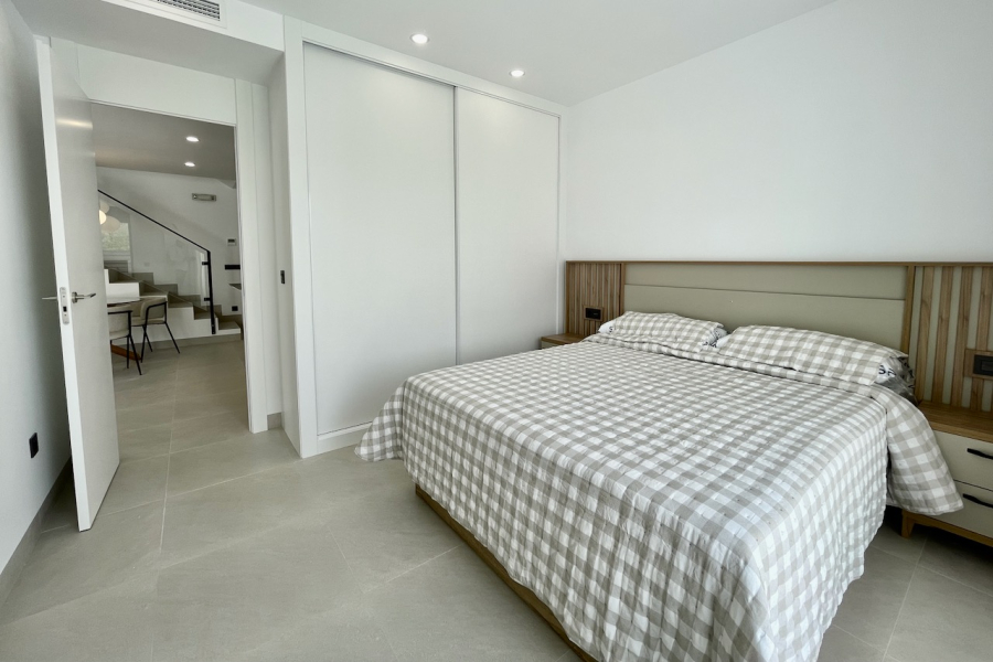 Nowe budownictwo - Willa / Bliźniak - Benijofar