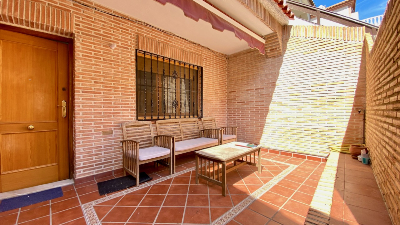 Apartment/Bungalow - Resale - Torrevieja  - Los Locos