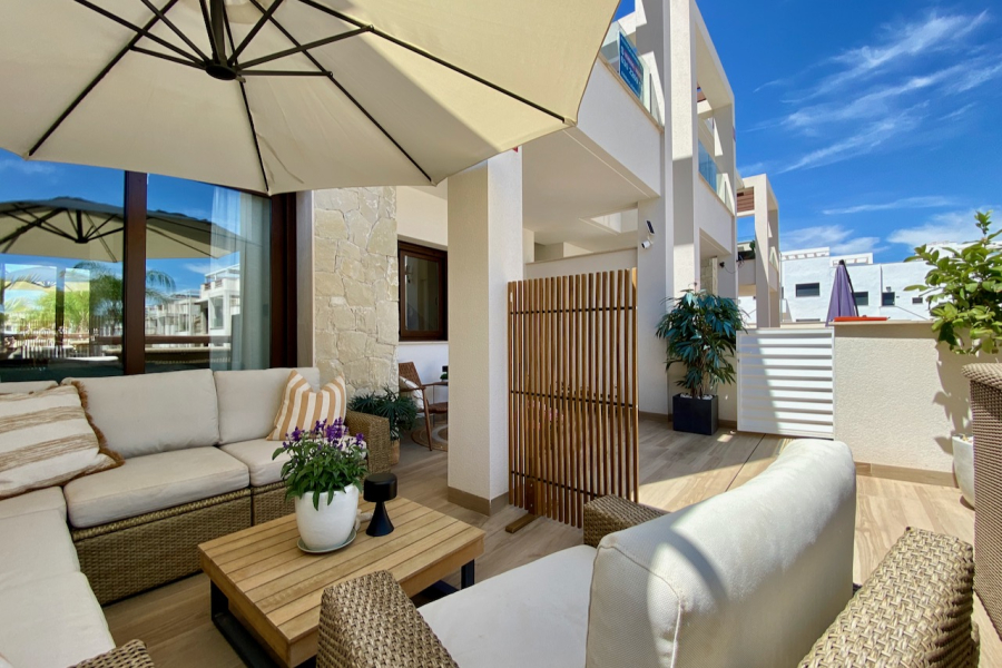 Resale - Apartment/Bungalow - Torrevieja  - Los Balcones