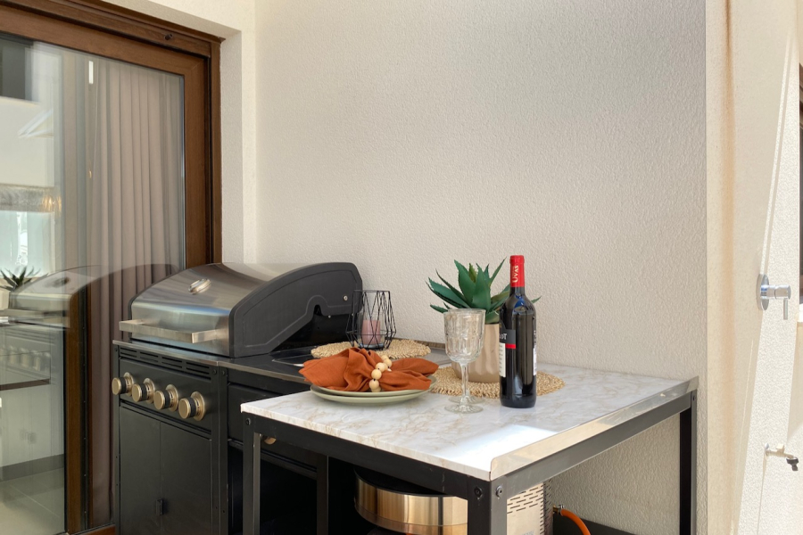 Resale - Apartment/Bungalow - Torrevieja  - Los Balcones
