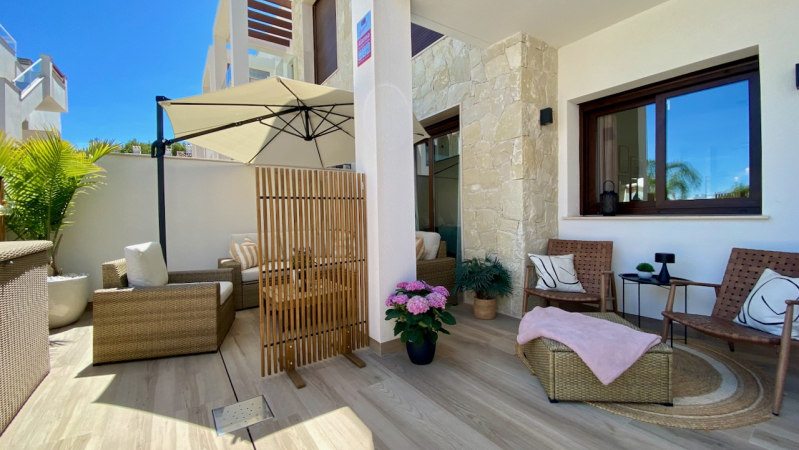 Apartment/Bungalow - Resale - Torrevieja  - Los Balcones