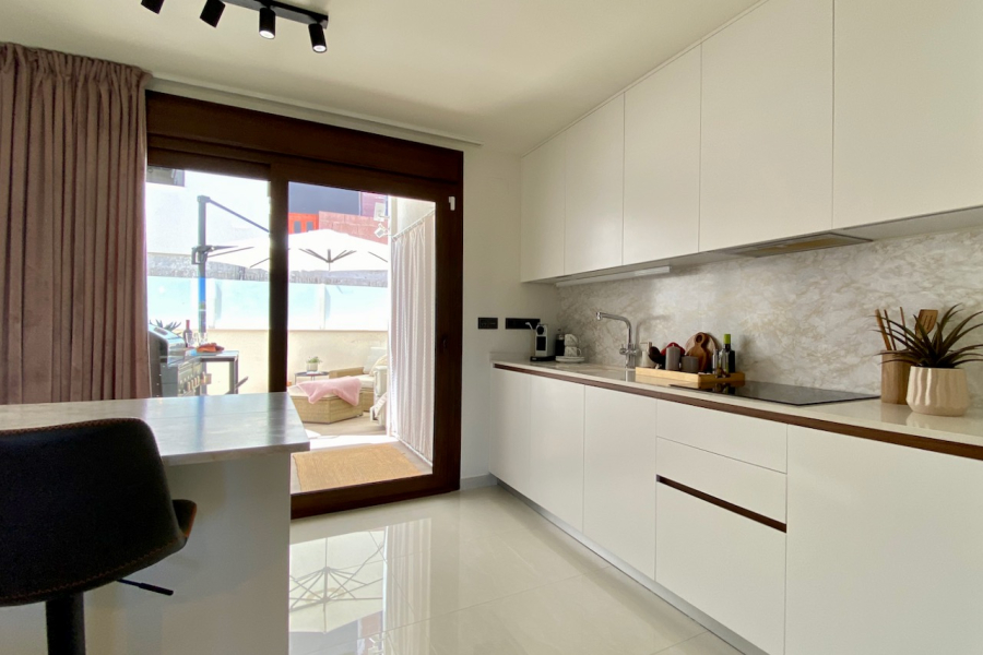 Resale - Apartment/Bungalow - Torrevieja  - Los Balcones