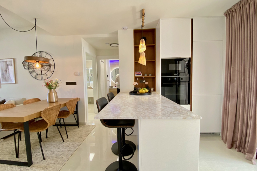 Resale - Apartment/Bungalow - Torrevieja  - Los Balcones