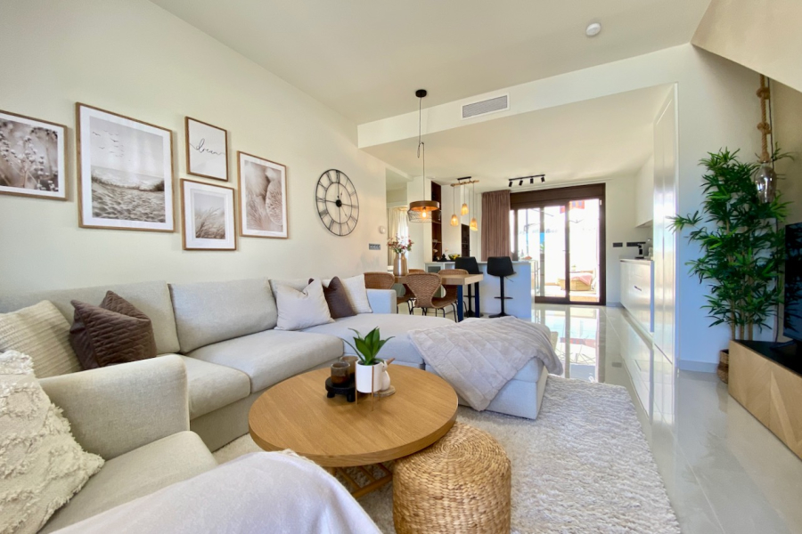 Resale - Apartment/Bungalow - Torrevieja  - Los Balcones