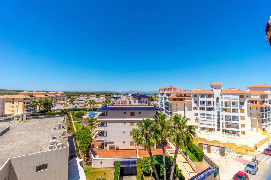 Resale - Apartment/Bungalow - Torrevieja  - La Mata