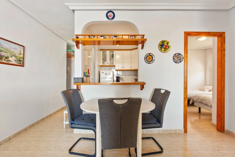 Resale - Apartment/Bungalow - Torrevieja  - La Mata