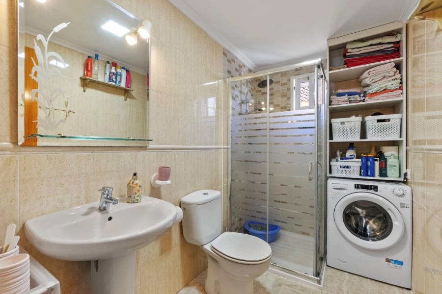 Resale - Apartment/Bungalow - Torrevieja  - La Mata