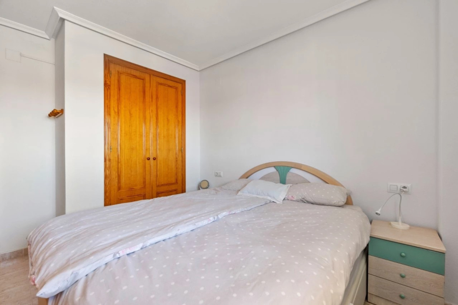 Resale - Apartment/Bungalow - Torrevieja  - La Mata