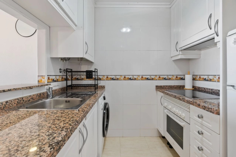 Resale - Lägenhet / Bungalow  - Torrevieja  - Torreblanca