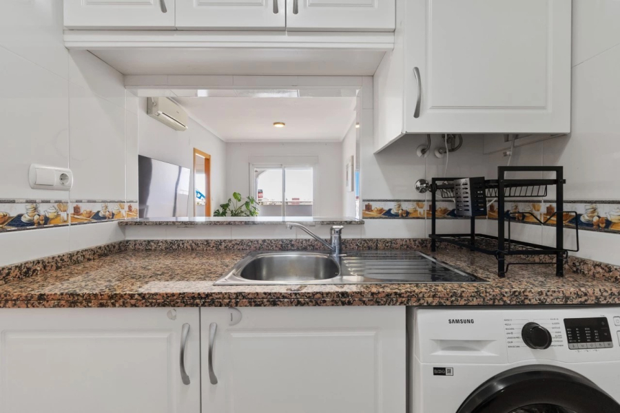 Resale - Lägenhet / Bungalow  - Torrevieja  - Torreblanca