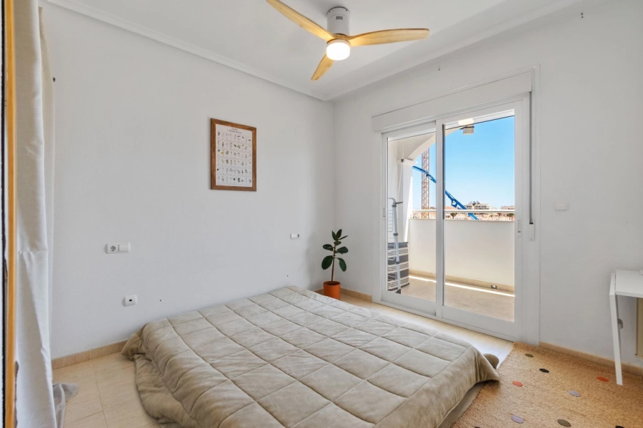 Resale - Lägenhet / Bungalow  - Torrevieja  - Torreblanca