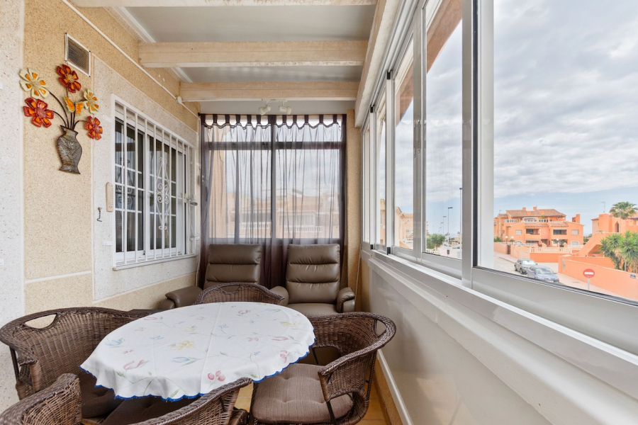 Resale - Lägenhet / Bungalow  - Torrevieja  - Aguas Nuevas