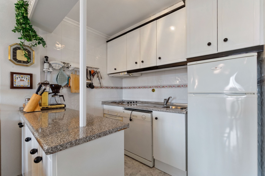 Resale - Lägenhet / Bungalow  - Torrevieja  - Aguas Nuevas