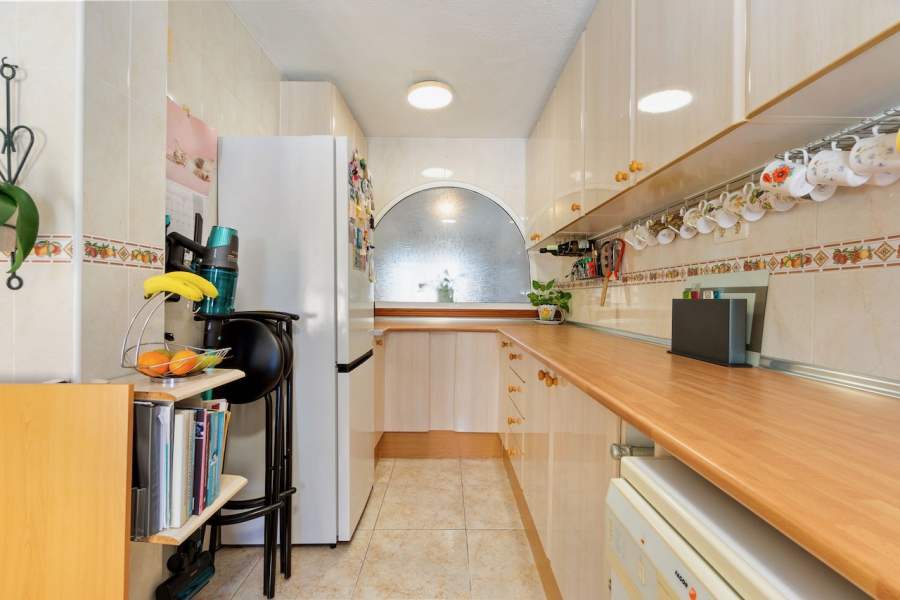 Resale - Duplex / Adosado - Torrevieja  - Aguas Nuevas