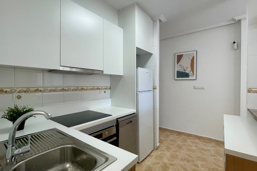 Resale - Lägenhet / Bungalow  - Torrevieja  - Parque de las Naciones