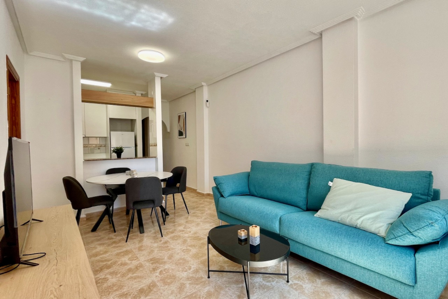 Resale - Lägenhet / Bungalow  - Torrevieja  - Parque de las Naciones