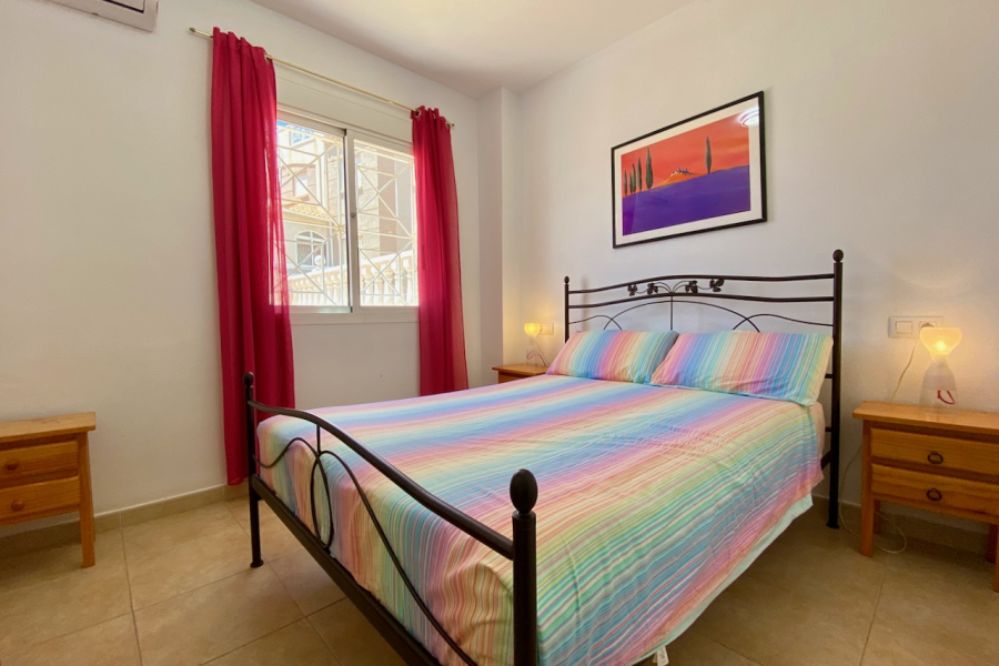 Resale - Lägenhet / Bungalow  - Torrevieja  - Aguas Nuevas