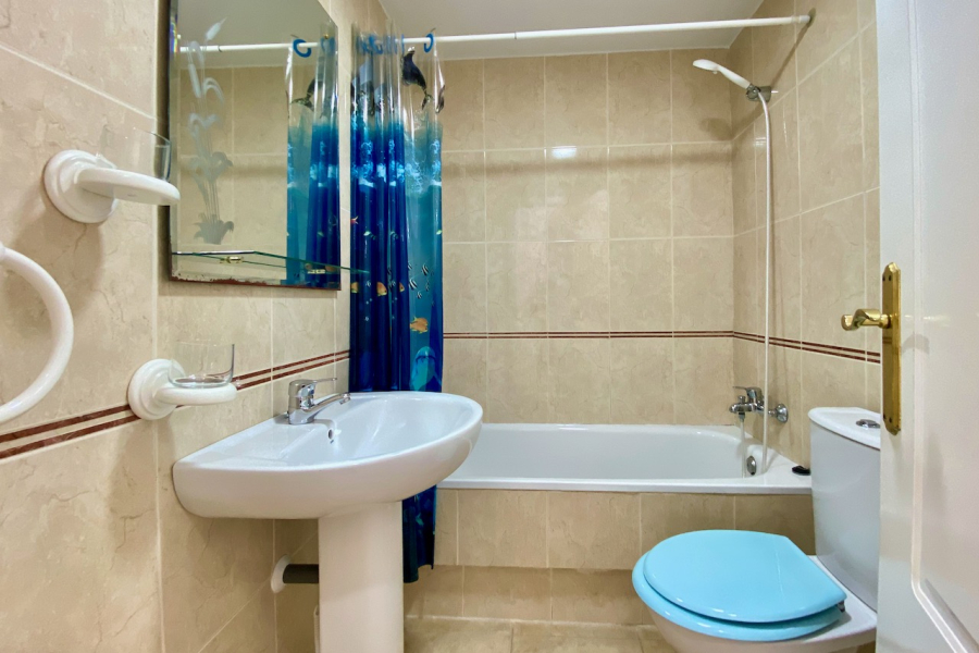 Resale - Lägenhet / Bungalow  - Torrevieja  - Aguas Nuevas