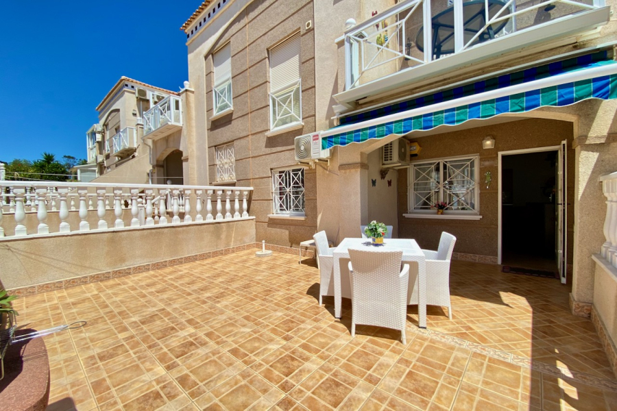 Resale - Lägenhet / Bungalow  - Torrevieja  - Aguas Nuevas
