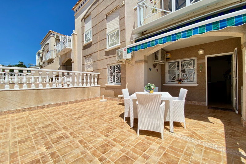 Lägenhet / Bungalow  - Resale - Torrevieja  - Aguas Nuevas