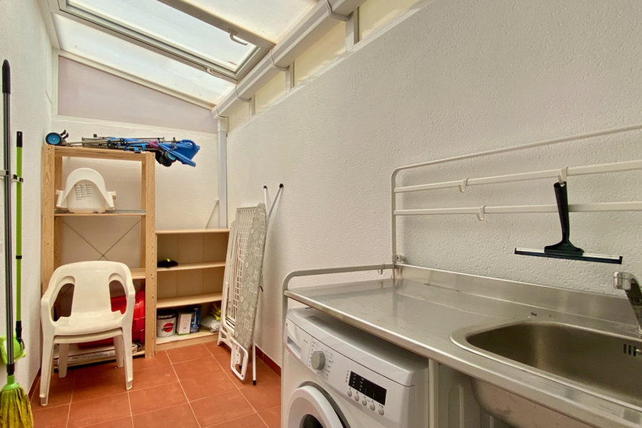 Resale - Apartment/Bungalow - Torrevieja  - Aguas Nuevas